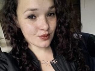 Zoey_Jolie